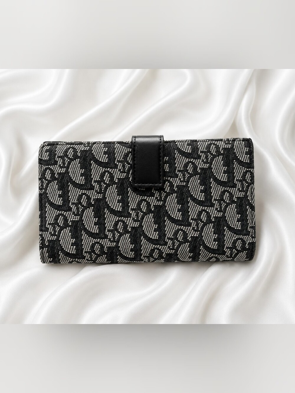 authentic Dior Black Leather Card Wallet